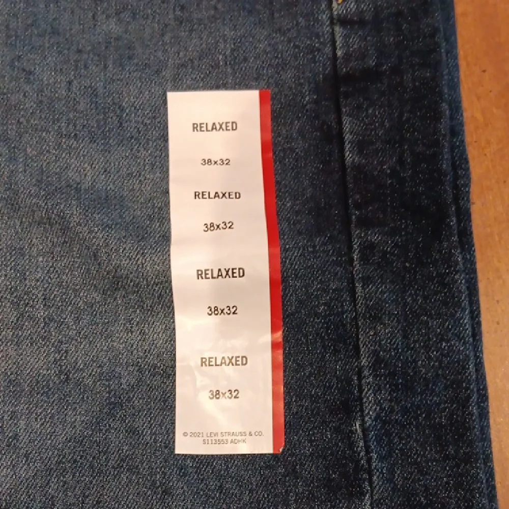 Signature by Levi Strauss Men's Dark Blue Relaxed Jeans